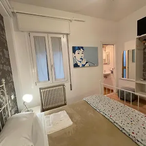 3* Couette-café Madam
